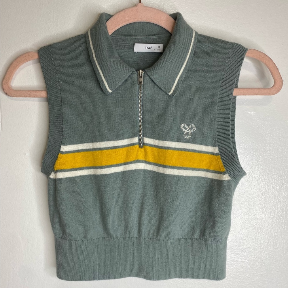 TNA Bayport sweater vest - Picture 2 of 6